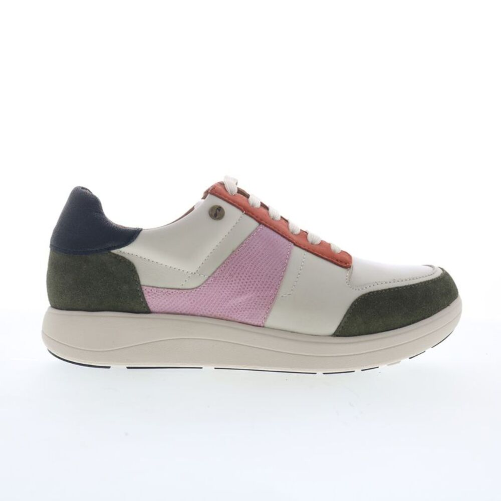 Strive Womens Stellar Beige Shoes (NWT)